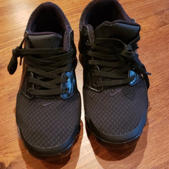 Nike Vapor Max - Picture 2 of 5